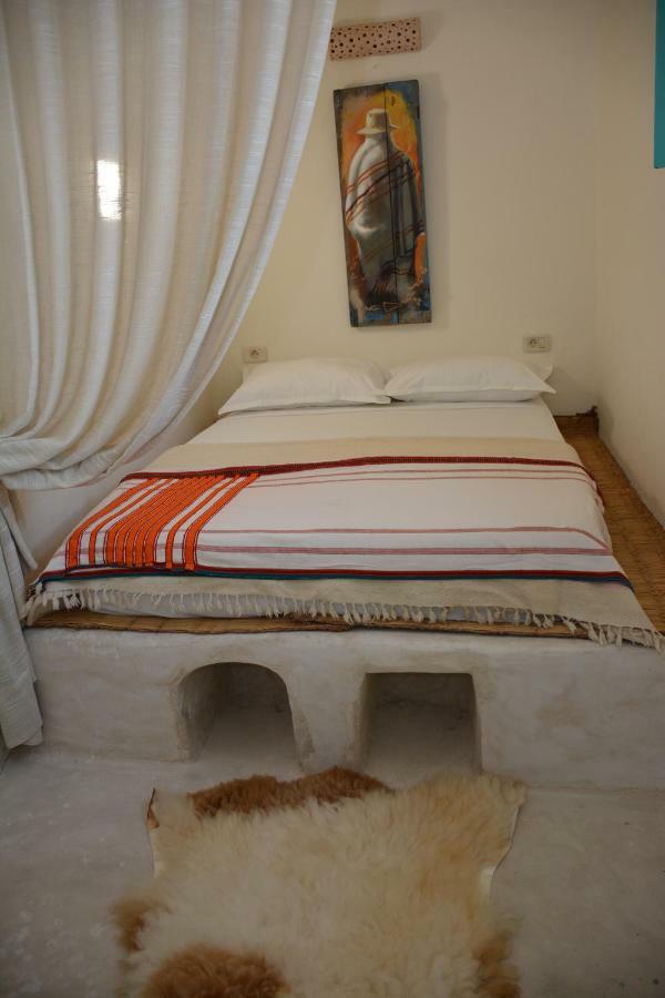 Dar Lily Bed & Breakfast Erriadh ภายนอก รูปภาพ